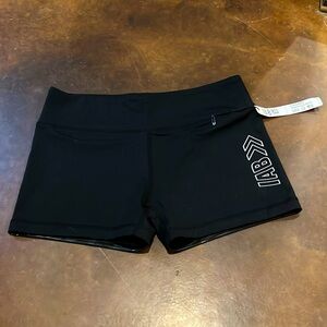 Women black athletic shorts size large